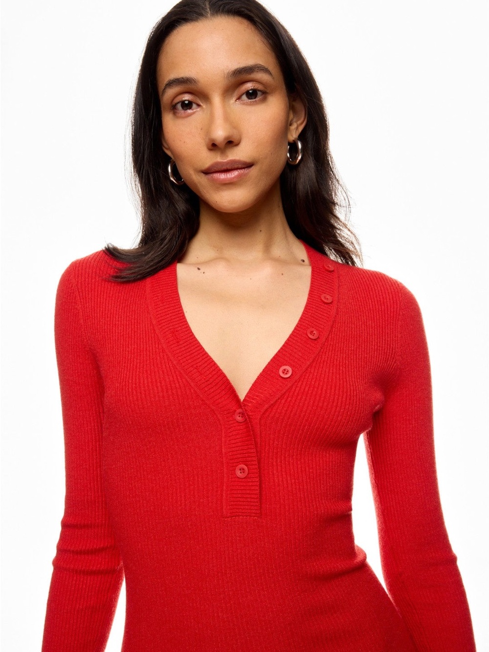 ROAM Red Ribbed Button-Detail V-Neck Maxi Dress - Picture 3 of 7